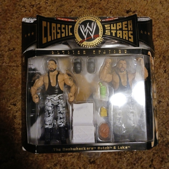 WWE Classic Superstars Butch & Luke Figures with Accessories